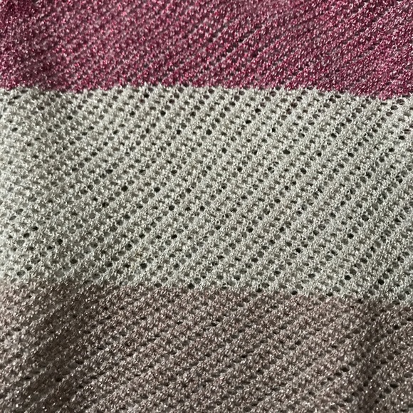 Express Sweater - Picture 2 of 4